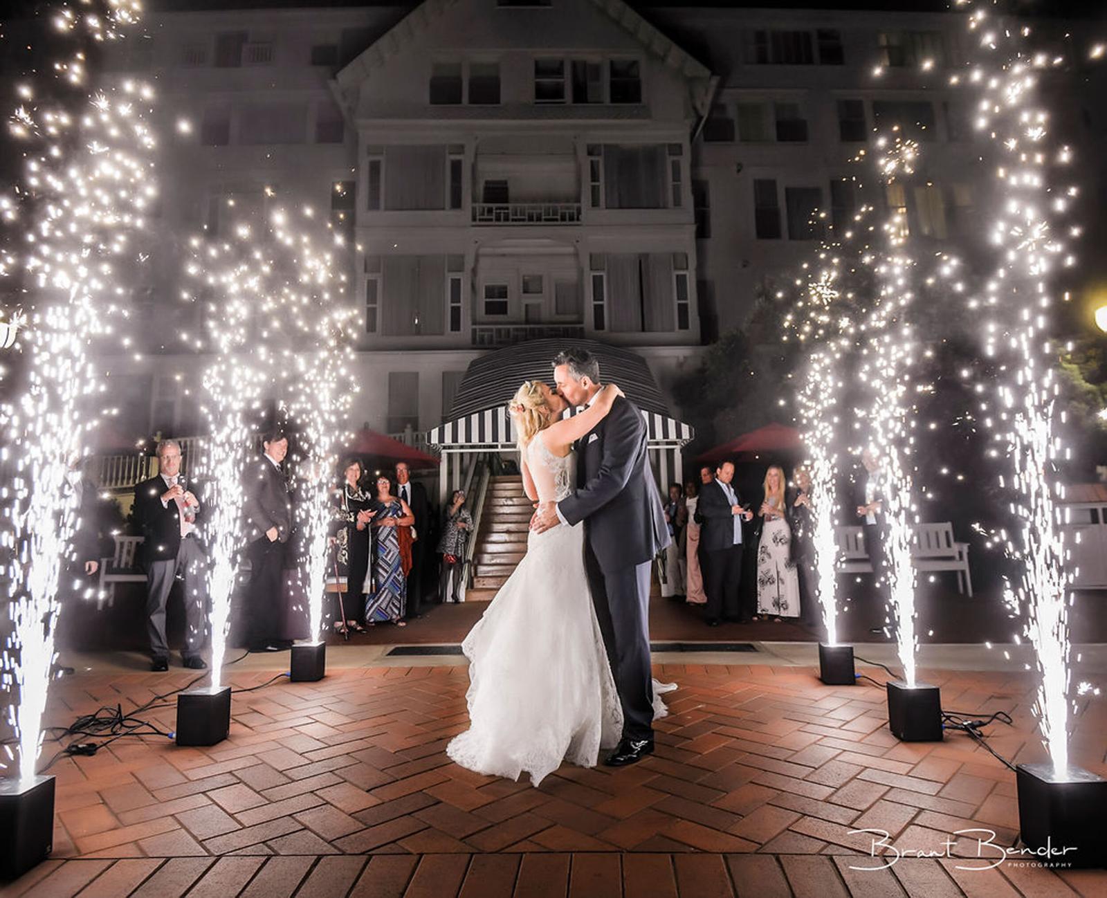 Cold sparkler rental NYC – indoor-safe wedding FX